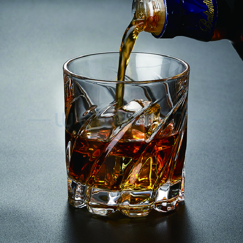 鑽石紋威士忌杯．玻璃烈酒杯．高質感酒吧禮贈品