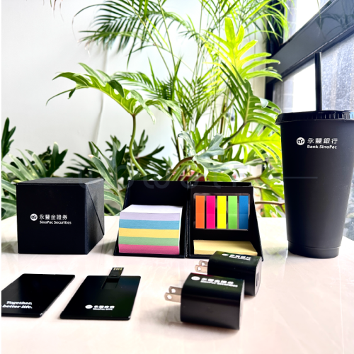 客製 USB 插頭．品牌辦公文具組．企業活動贈品
